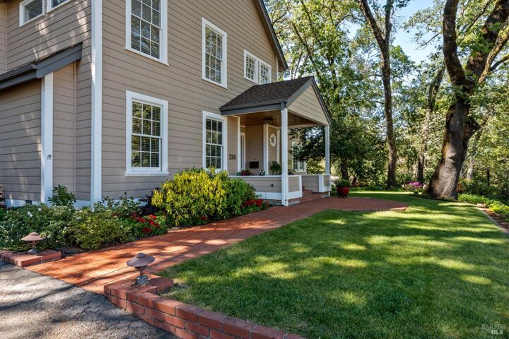 Property Photo:  250 N Hope Street  CA 95482 