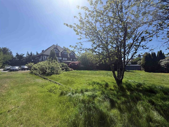 Property Photo: 10591 Granville Avenue BC V6Y 1R5