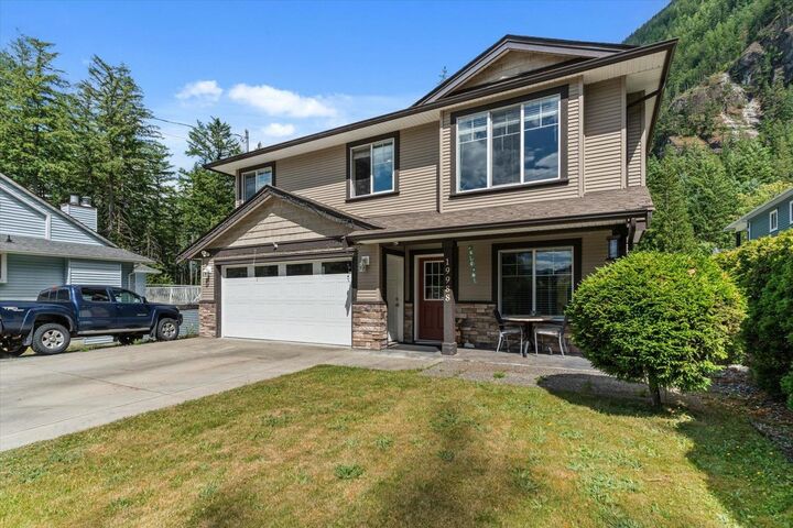 Property Photo: 19988 Beacon Road BC V0X 1L2