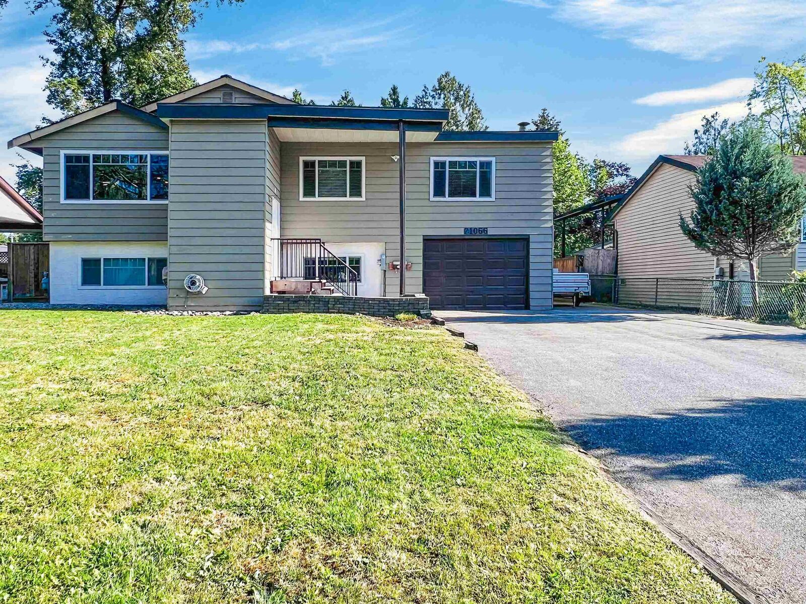 Property Photo: 21066 Glenwood Avenue BC V2X 8K5