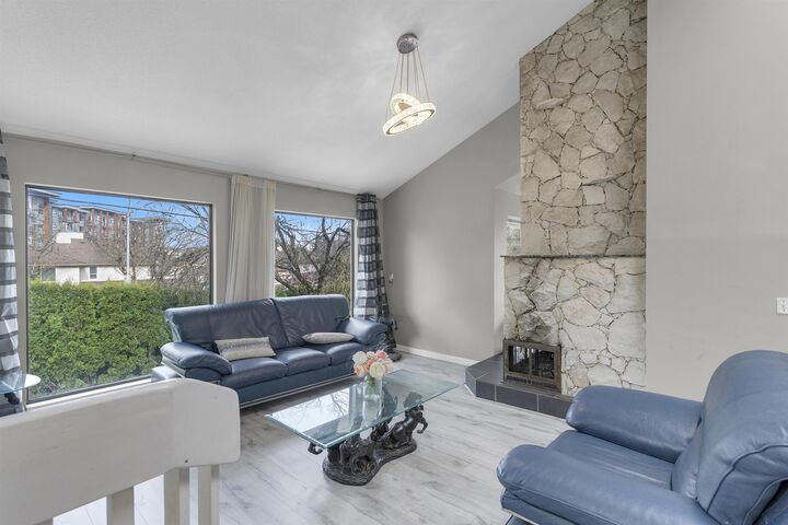 Property Photo:  11895 Chateau Wynd  BC V4E 3C7 
