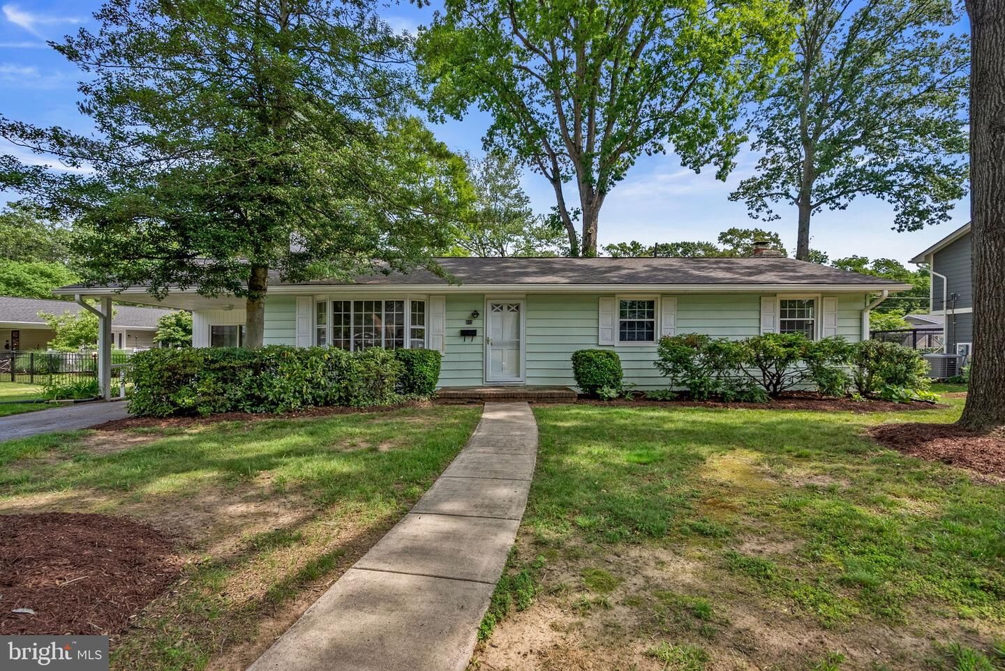 Property Photo:  812 Cottonwood Drive  MD 21146 