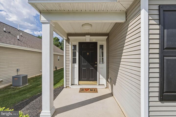 Property Photo:  266 Wilshire Boulevard  NJ 08085 