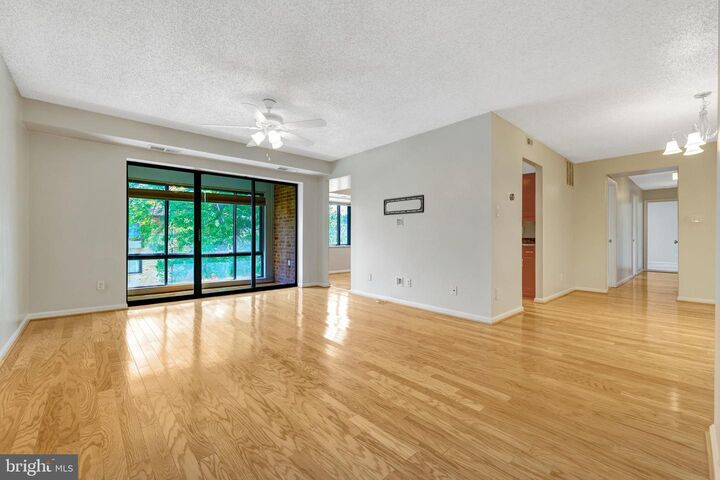 Property Photo:  10221 Valentino Drive 7423  VA 22124 