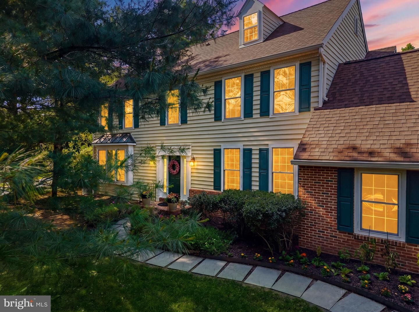 Property Photo:  607 Rockbourne Mills Court  PA 19086 
