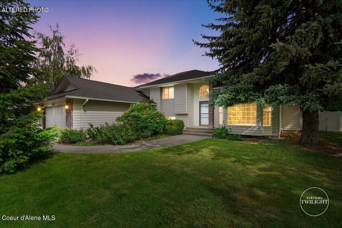 Property Photo:  673 E Cloverleaf Dr  ID 83835 