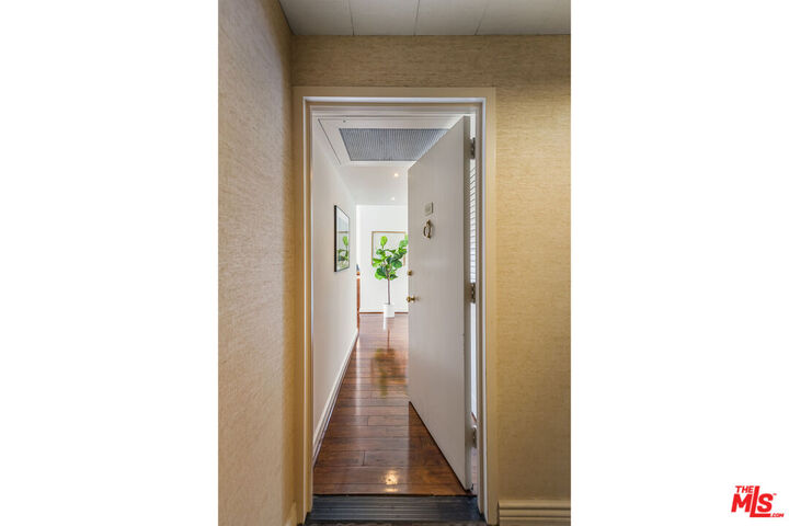 Property Photo:  4411 Los Feliz Blvd  CA 90027 