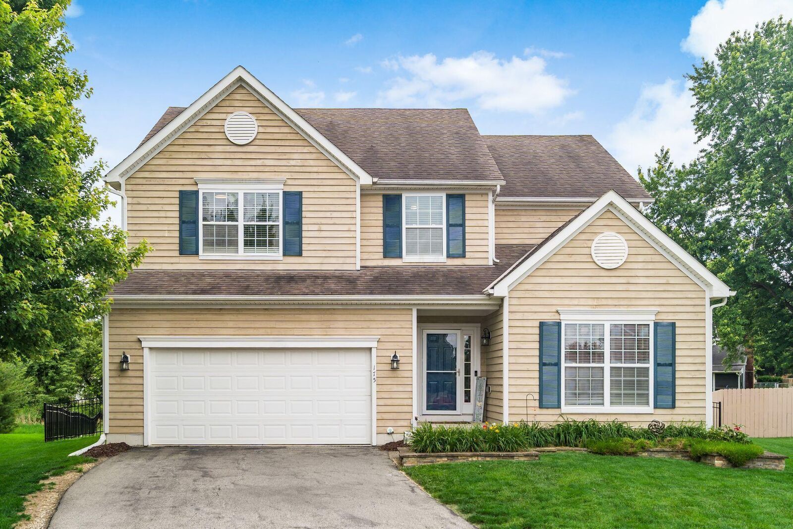 Property Photo: 175 Patterson Street OH 43147
