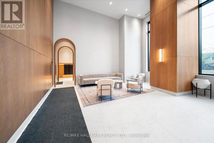 Photo de la propriété:  1185 Dupont Street 1903  ON M6H 0G5 
