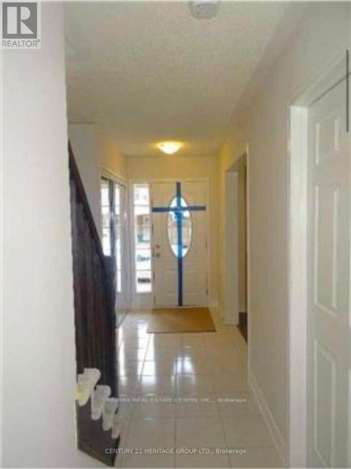 Property Photo: 20 Tight Court ON L9T 8S3