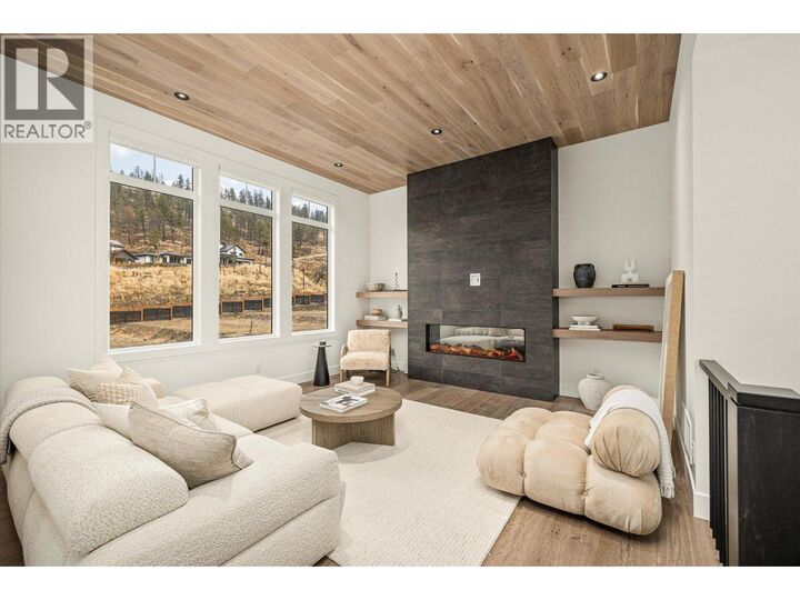 Photo de la propriété:  1437 April Springs Court  BC V1V 2C6 