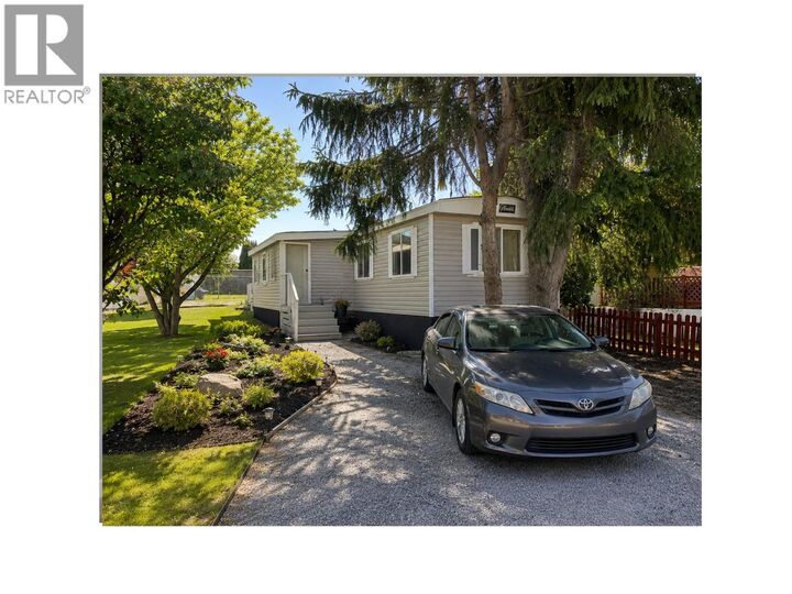 Property Photo:  48- 2035 Boucherie Road  BC V4T 1Z7 