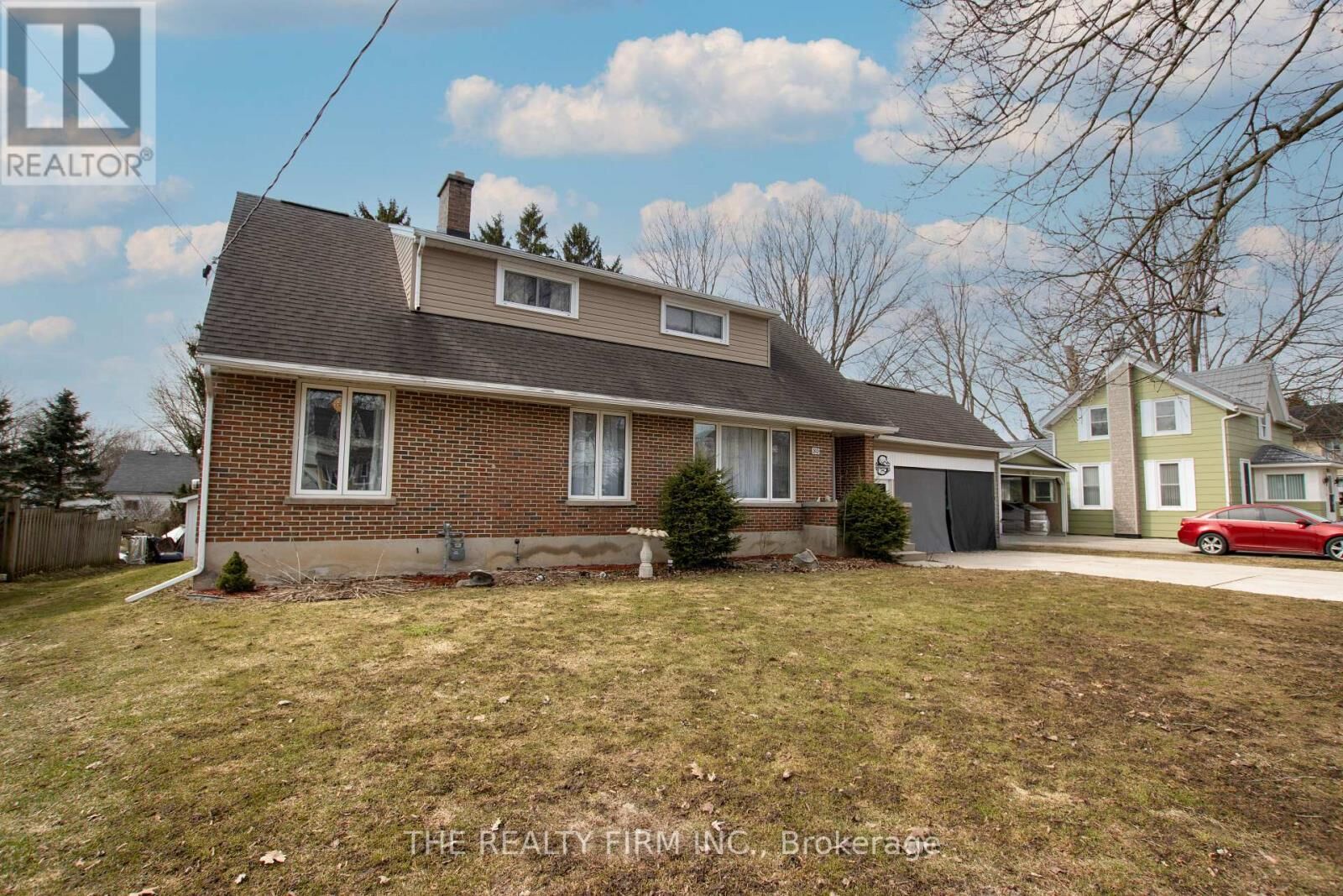 Property Photo:  80 Princess Street West  ON N0M 1L0 