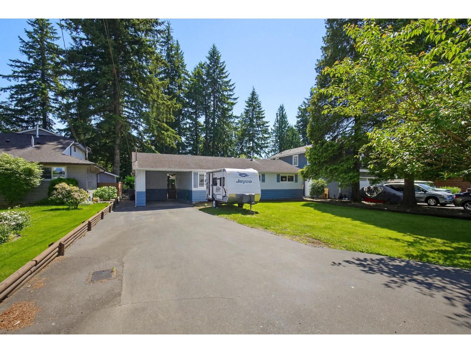 Property Photo:  34458 Kent Avenue  BC V2S 2W8 