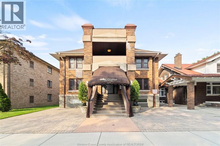 Property Photo: 269 Randolph Place 4 ON N9B 2T2