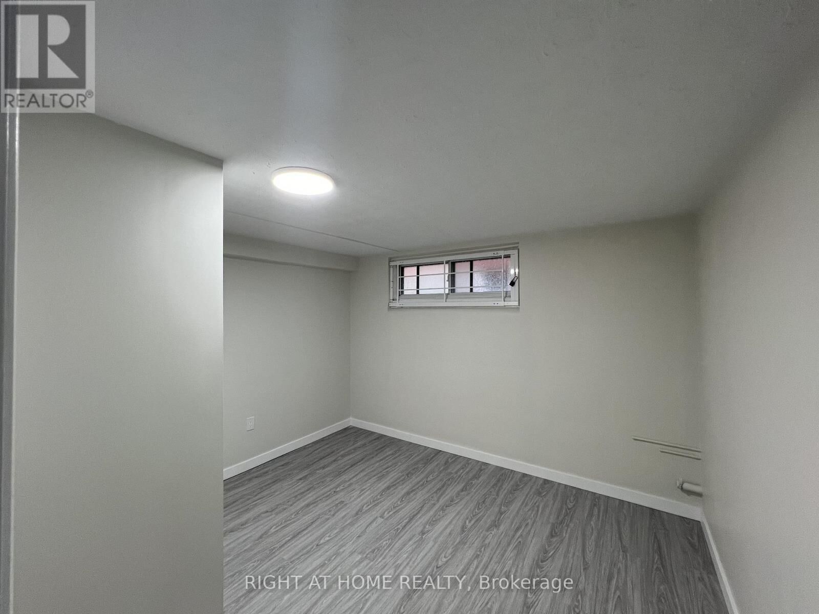 Property Photo:  9 Dewlane Drive  ON M2R 2P7 