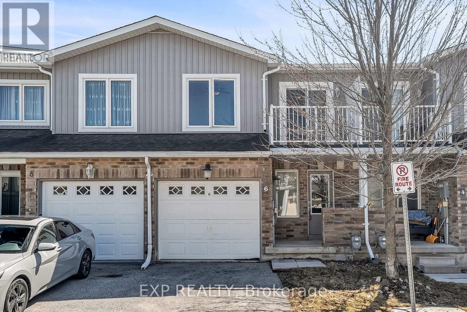 Property Photo:  75 Prince William Way 6  ON L4M 0A1 