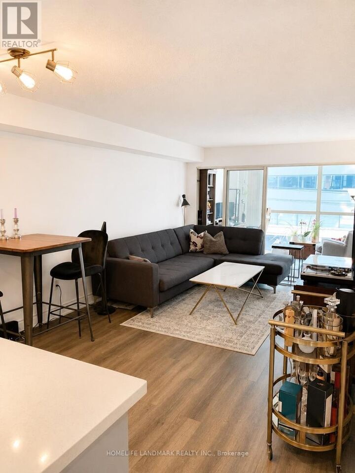 Property Photo:  705 King Street 412  ON M5V 2W8 