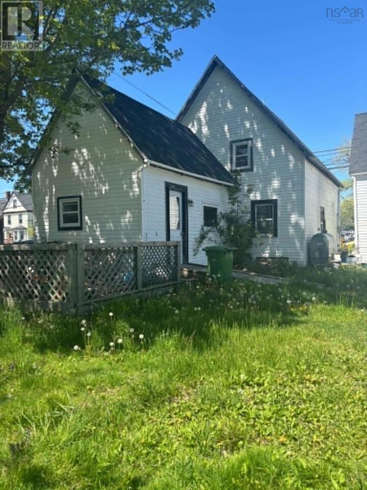 Property Photo: 33 Parade Street NS B5A 1E3