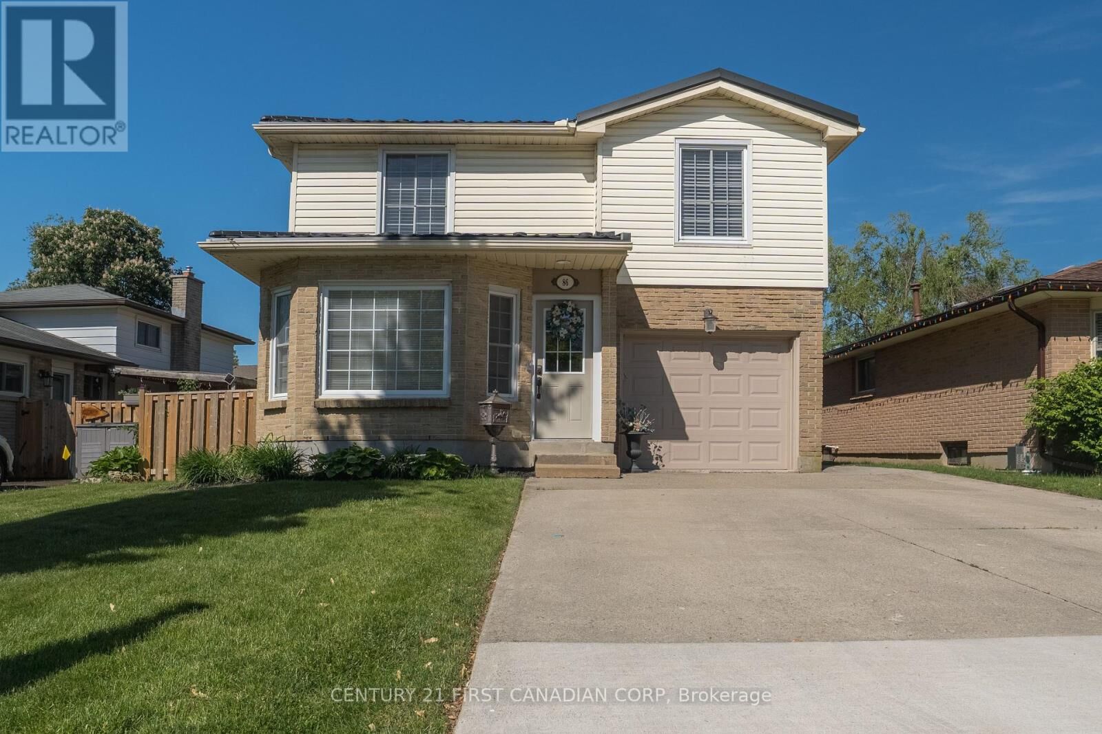 Photo de la propriété:  86 Edmunds Crescent East  ON N5Z 4J2 
