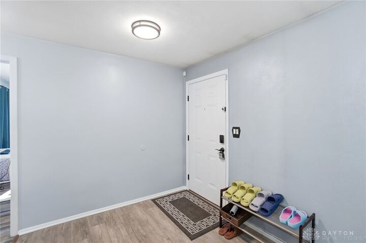 Property Photo: 3081 Viewcrest Place OH 45420