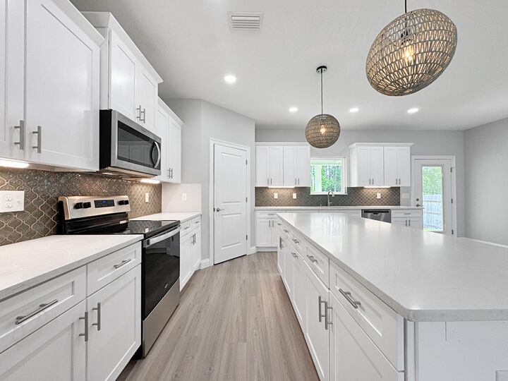 Property Photo:  9004 E River Drive  FL 32566 