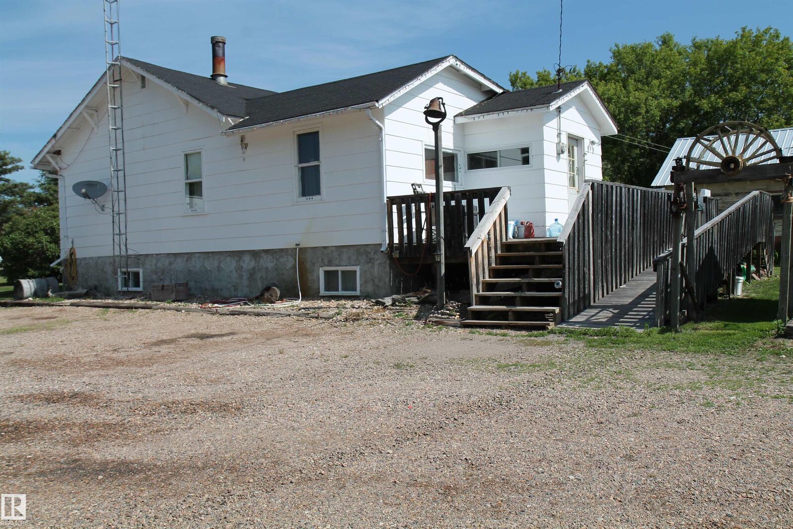 Property Photo:  56524 Rng Rd 52A 125  AB T0A 1A0 