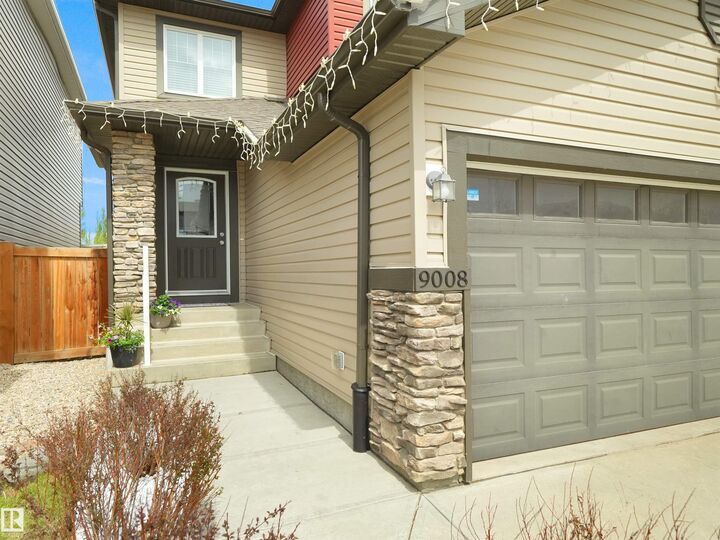 Property Photo: 9008 Cooper Link Link SW AB T6W 4A6