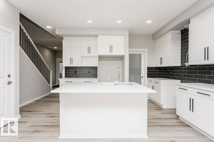Property Photo: 2811 62 Street SW AB T6X 0W2