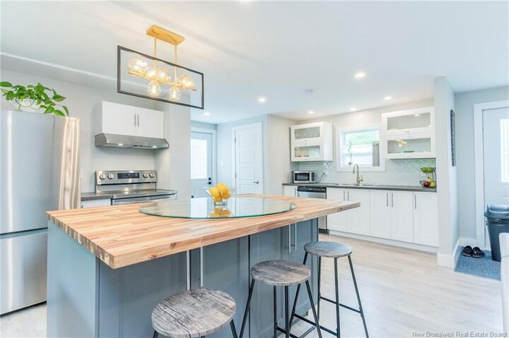 Property Photo:  58 Shanklin Road  NB E5R 1R9 