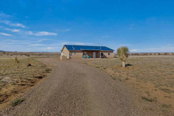 Property Photo:  106 High Meadow Loop  NM 87015 