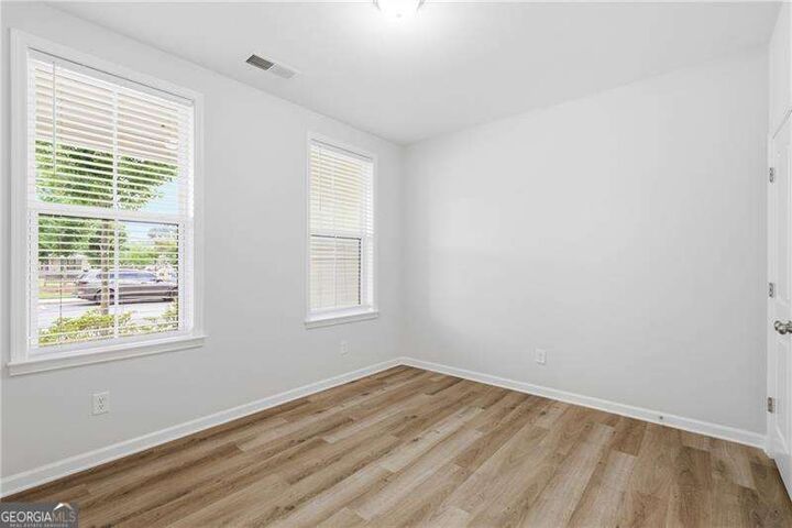 Property Photo: 158 Harlow Circle GA 30076