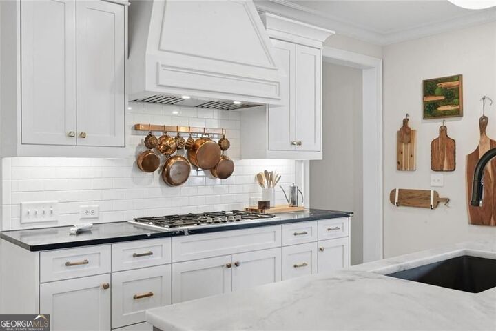 Property Photo: 3345 Carmichael Drive GA 30028