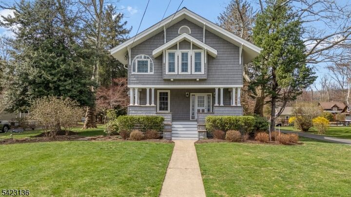 Property Photo: 420 Mountainview Ter NJ 08812