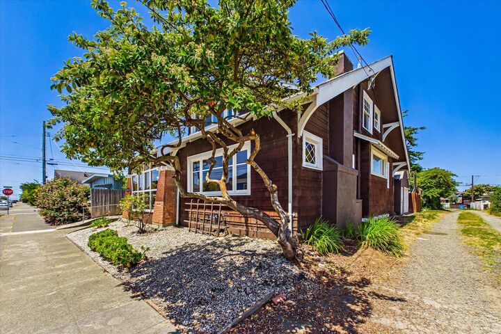 Property Photo:  1215 8th Street  CA 95501 