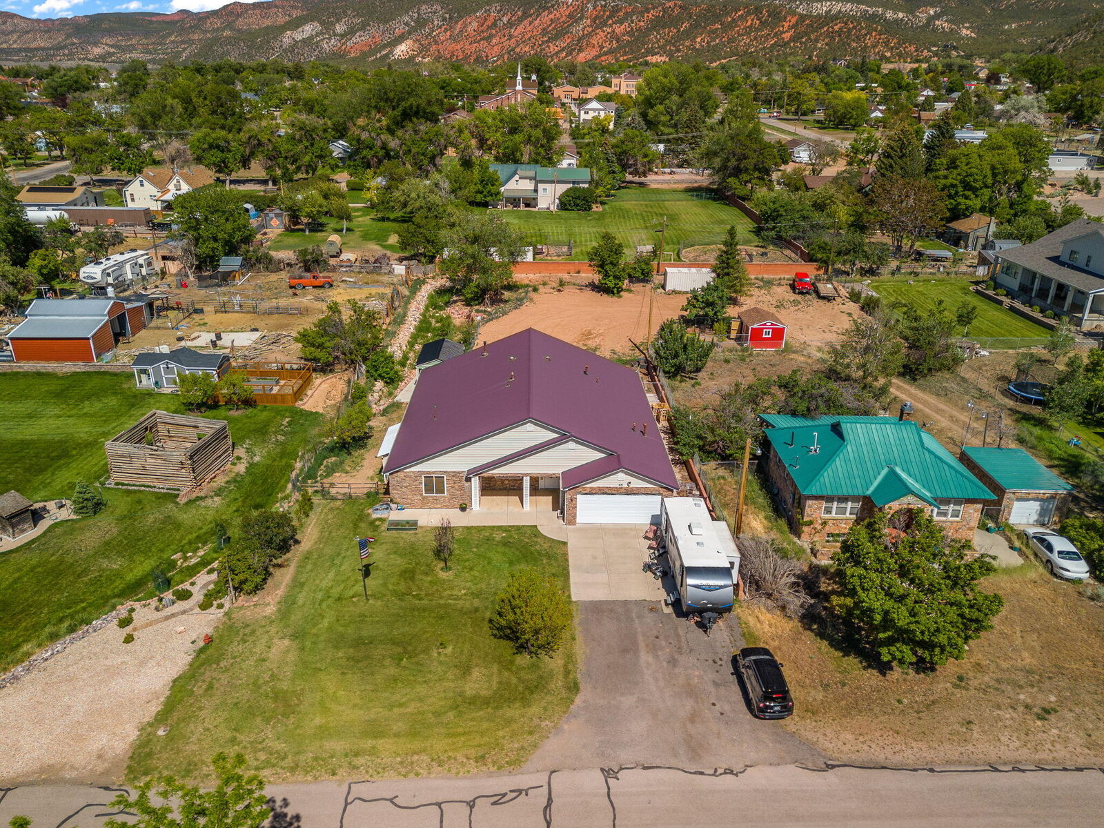 Property Photo:  45 S 300 W  UT 84761 