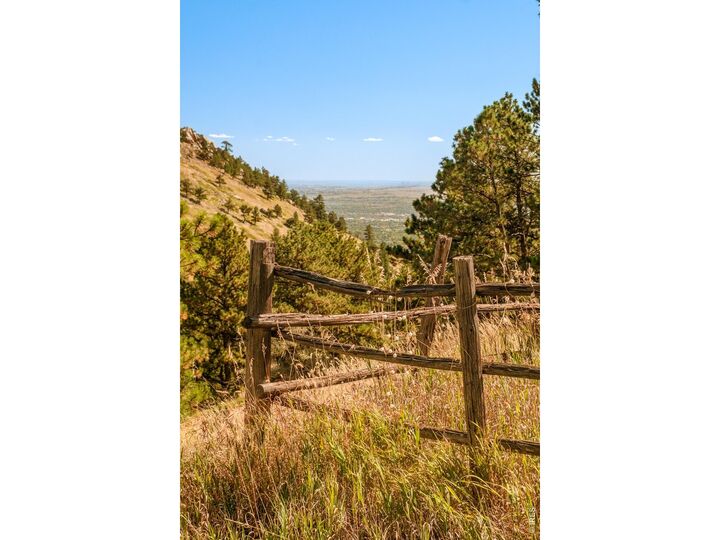Property Photo: 6365 Red Hill Rd CO 80302