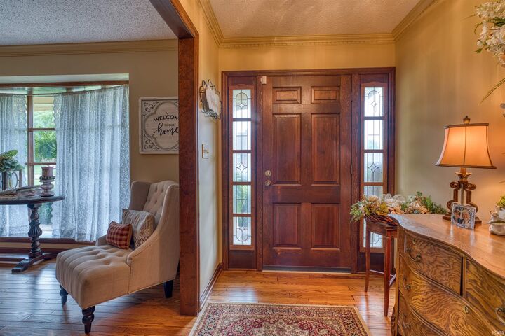 Property Photo:  2000 Greenbrier Drive  IN 47620 