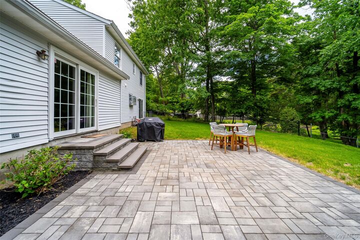 Property Photo:  7 Judson Road  NY 12549 