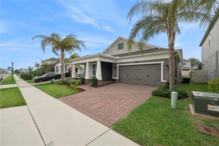 Property Photo: 1143 Hull Island Drive FL 34787