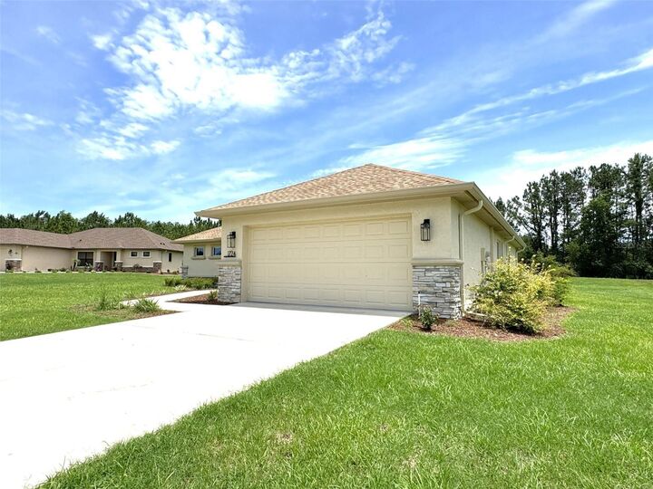 Property Photo:  1724 E Gate Dancer Circle  FL 34453 