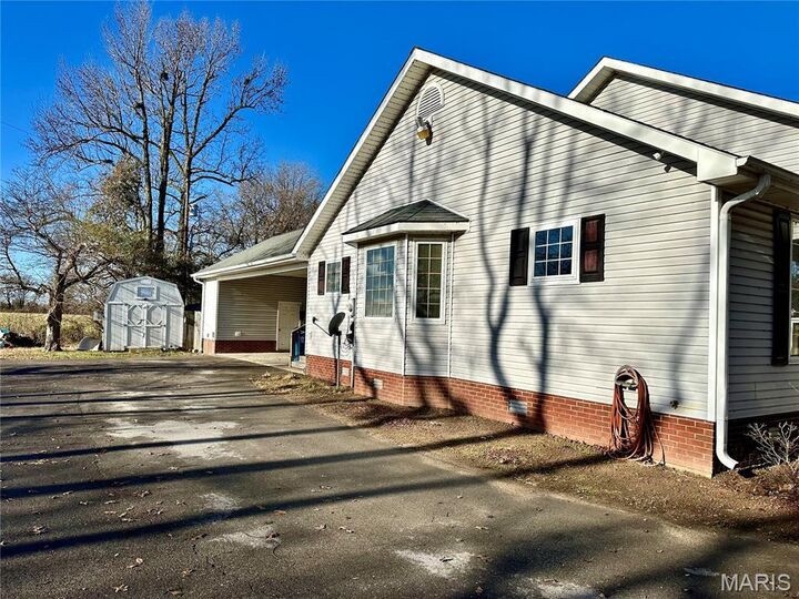 Property Photo:  209 S Davis  MO 63845 