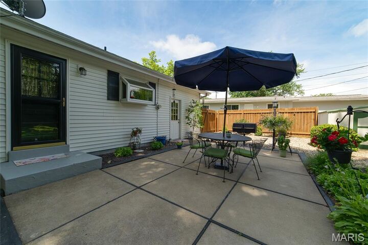 Property Photo:  2075 Tahoe Drive  MO 63031 