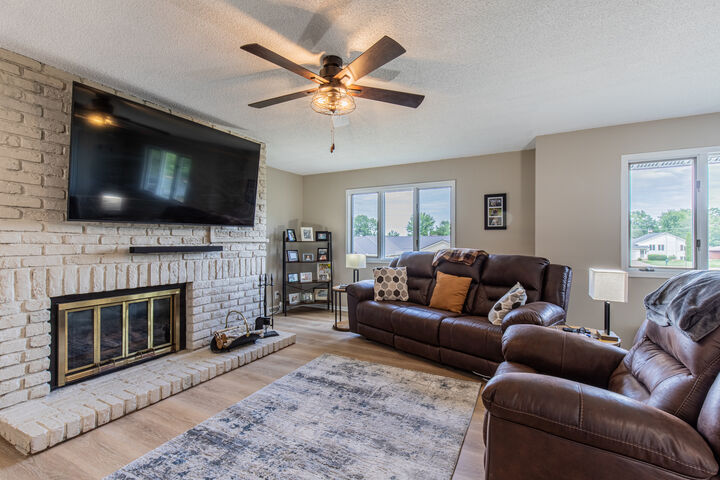 Property Photo:  973 Innsbruck Lane 4-G  IL 61356 