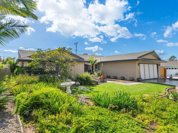 Property Photo: 2646 Larchmont Avenue CA 92705
