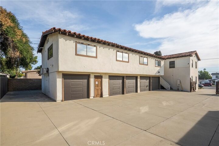 Property Photo:  433 W Arrow  CA 91711 