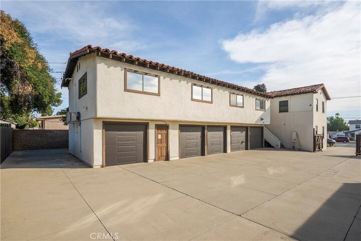 Property Photo:  433 W Arrow  CA 91711 