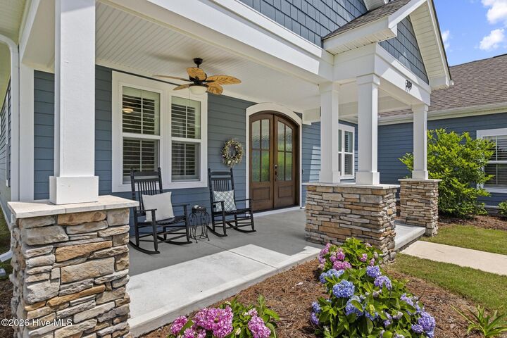 Property Photo:  309 Livingston Court  NC 28445 