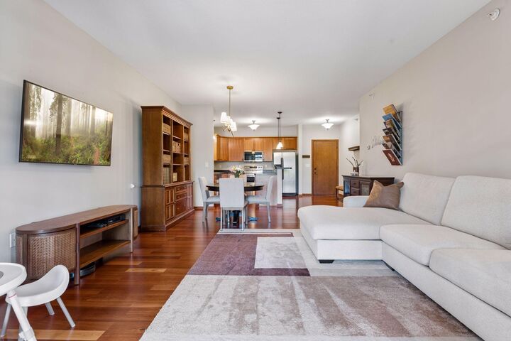 Property Photo:  3251 Louisiana Avenue S 118  MN 55426 