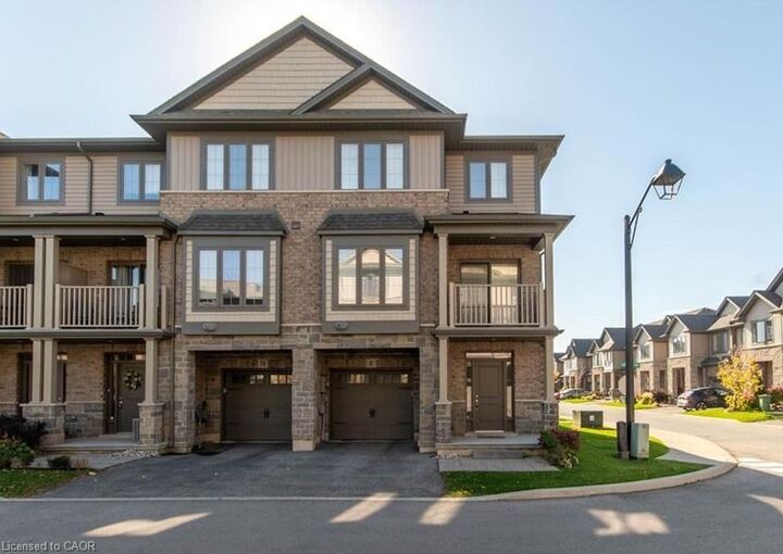 Property Photo:  8 Lakefront Drive  ON L8E 0J3 